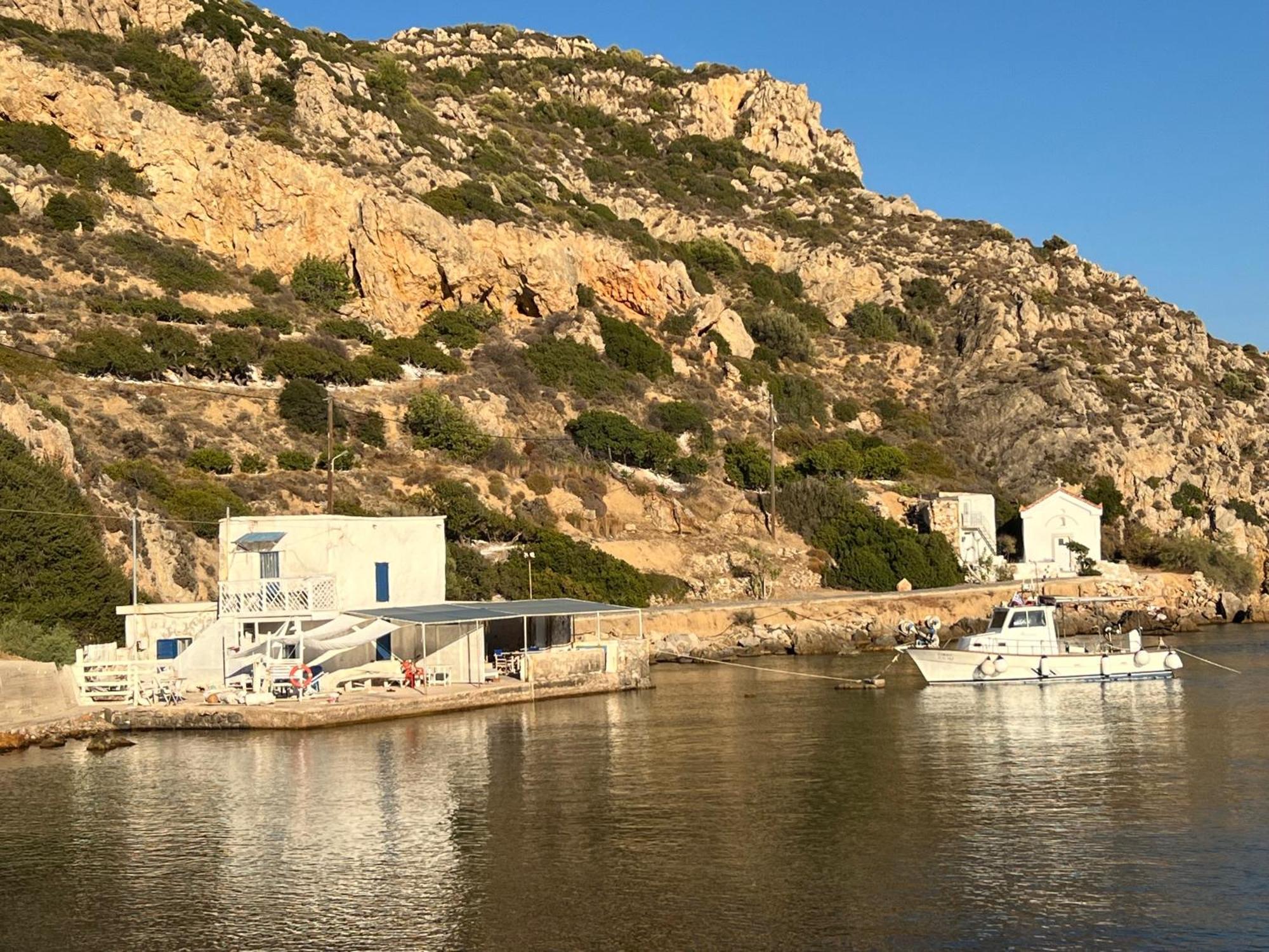 Mastiha Seaside Emporios Apartments Emporeiós Екстериор снимка